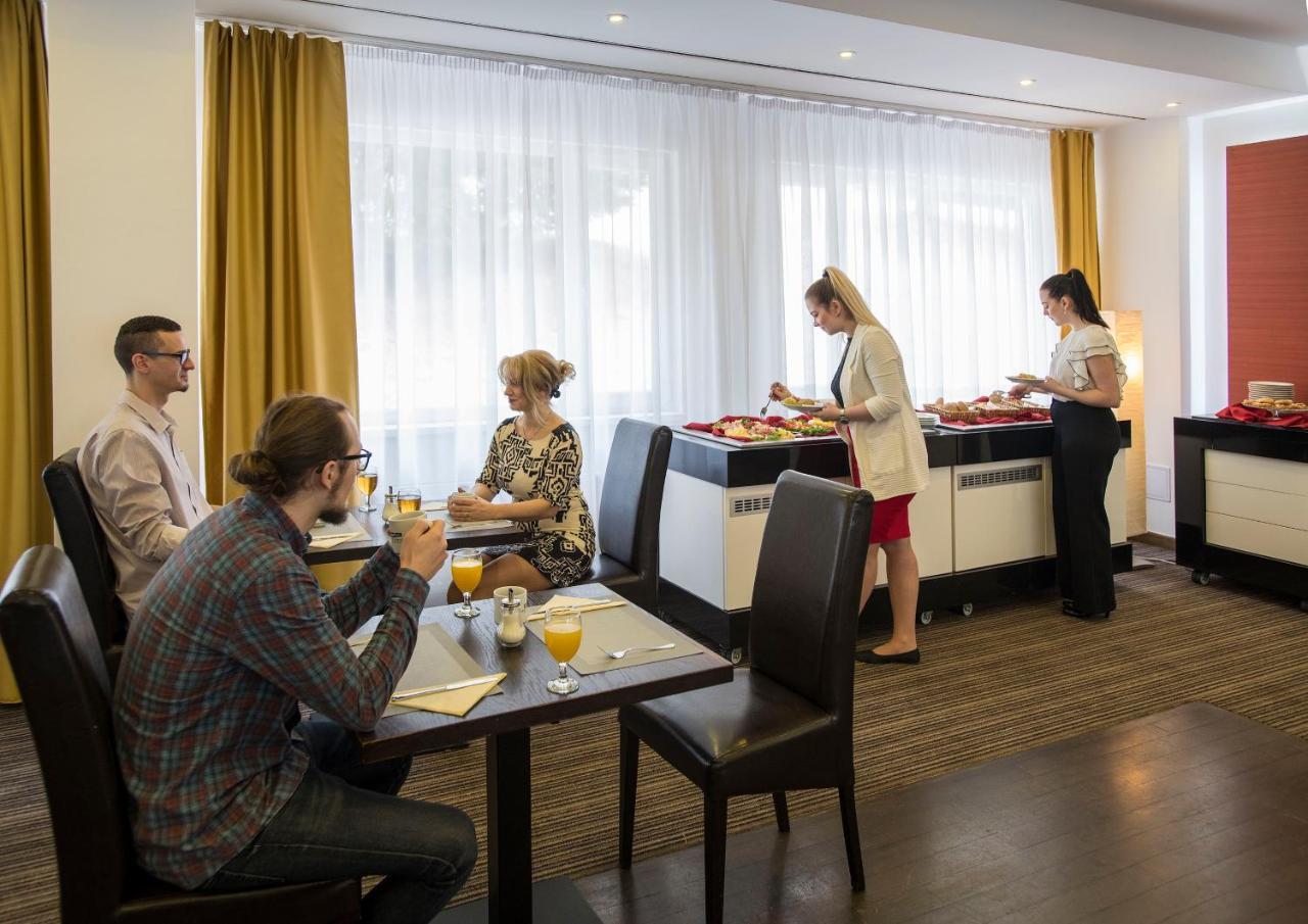 Wellness Hotel Green Paradise Brezova  Екстер'єр фото